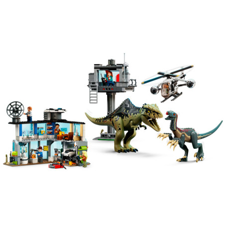 L’attaque du Giganotosaurus et du Therizinosaurus - LEGO Jurassic Park