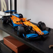 La voiture de course McLaren Formula 1 - Lego Technic